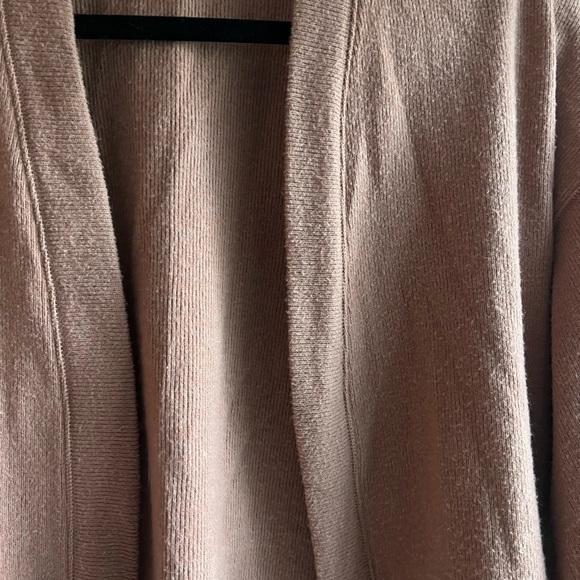 Abercrombie cropped cardigan - Picture 4 of 5